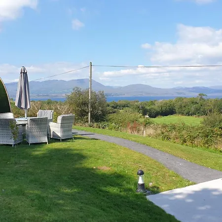 Goats Path Farm And Pod Park Camping *