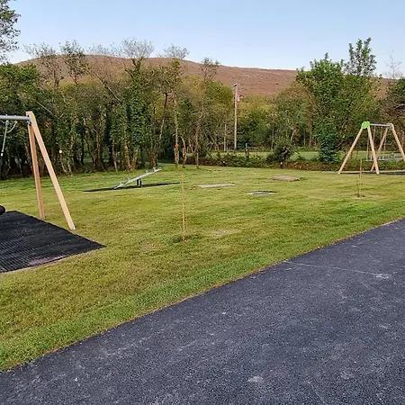 Goats Path Farm And Pod Park