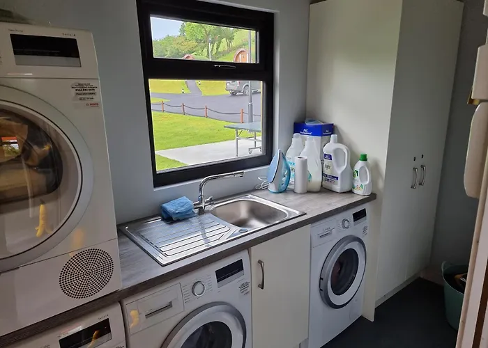 Goats Path Farm And Pod Park *